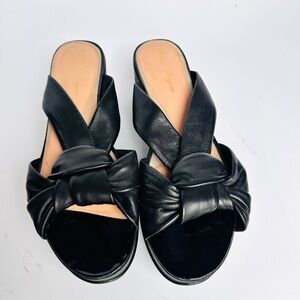Chic Black Women's Mules with Bow Detail